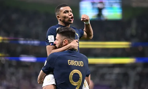 Cả thế giới dưới chân Kylian Mbappe