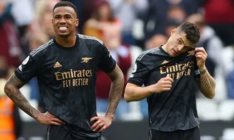 Arsenal đang nuôi mộng vô địch bằng sự tự mãn