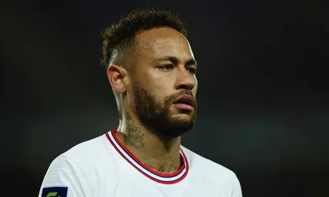 Neymar chọc giận PSG