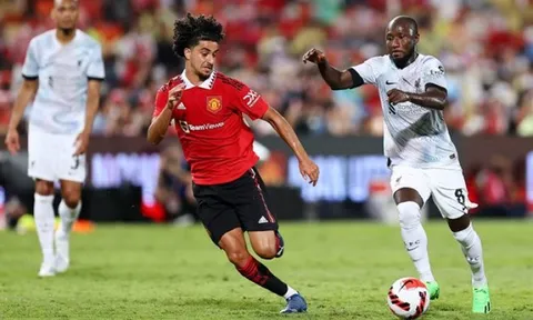 Man Utd thua 2-4, Zidane Iqbal ra tuyên bố bất ngờ