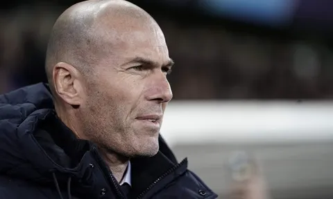 Hàng công tịt ngòi, vì sao Zidane vẫn tự tin?