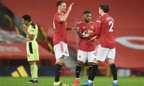 Nemanja Matic nói thẳng về tương lai của Man Utd