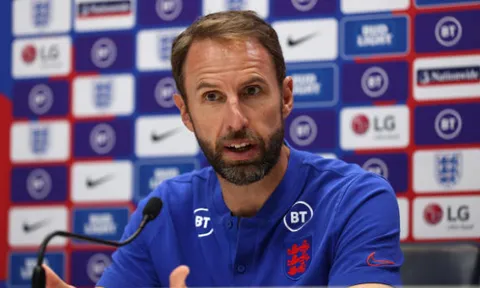 Southgate bị chỉ trích vì gạch tên bom tấn của Arsenal