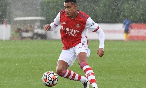 Ngọc quý Arsenal chia tay sân Emirates