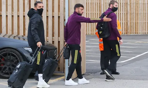 SỐC! Solskjaer loại Cavani, Maguire và trụ cột khác khỏi ĐH M.U đấu PSG