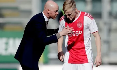 Ten Hag đã nói gì khi Van de Beek bị thất sủng?