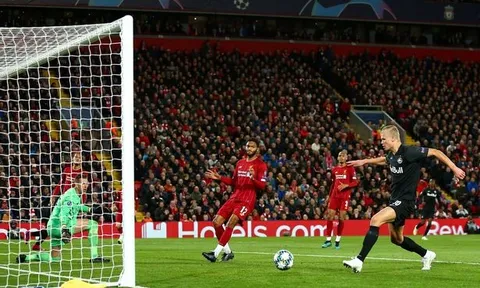 Bị gặng hỏi về Haaland, Van Dijk bực tức bỏ ngang buổi phỏng vấn