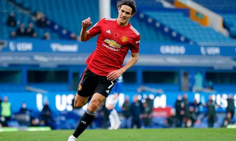 Man Utd trình làng bộ 3 mới toanh trận gặp West Brom