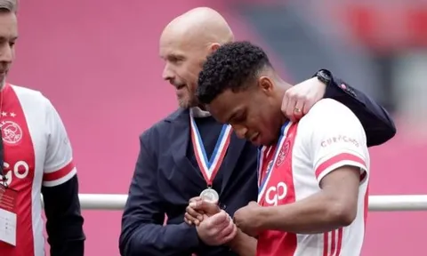 HLV Ajax nói thẳng 1 câu về tương lai của Timber