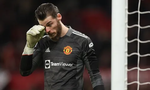 Nhìn De Gea, M.U nên rút ra bài học từ sai lầm của Arsenal