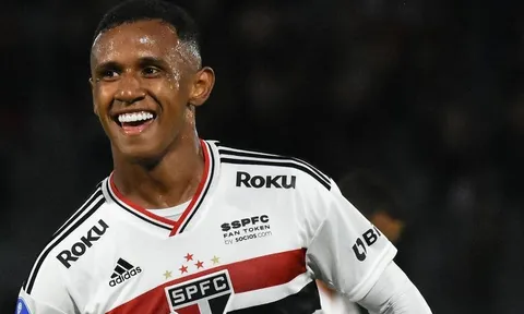 Marquinhos - Ảo thuật gia sắp cập bến Arsenal là ai?