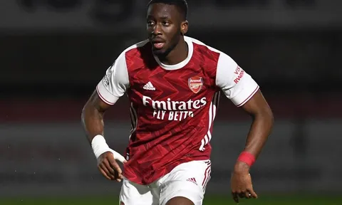 Man United trao cơ hội cho hàng thải Arsenal