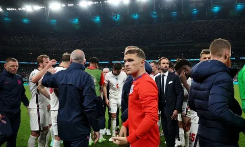 Man Utd đã biết đâu là mục tiêu cần ký gấp sau thương vụ Varane