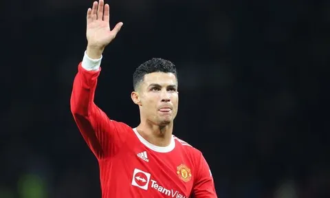 Nhà vô địch muốn chiêu mộ Ronaldo