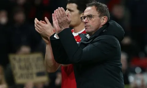 Rangnick bực bội, đưa ra chỉ thị cho sao M.U vào giờ nghỉ