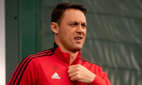 Hai sao Man United lên tiếng sau thông báo của Matic