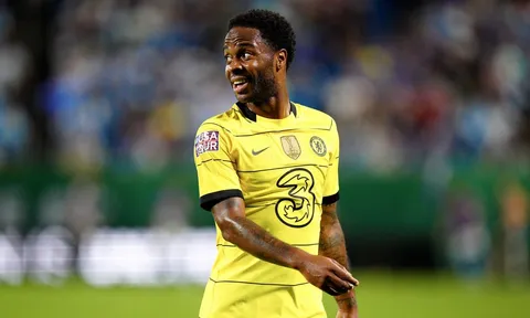 Tuchel phản ứng về trận ra mắt của Sterling