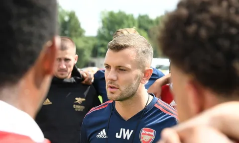 Wilshere khởi đầu như mơ ở Arsenal