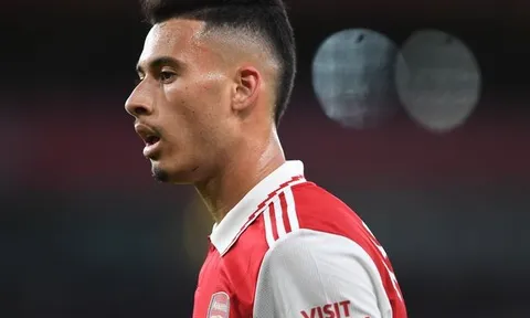 Arsenal giữ chân thành công "Rô béo" của riêng mình