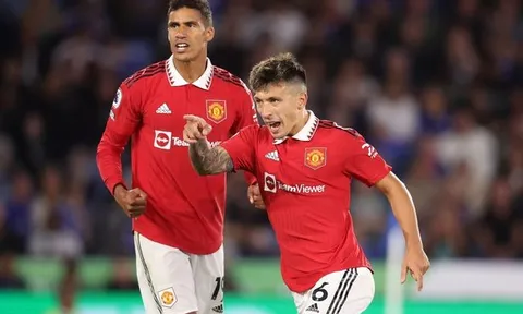 Thử thách cực đại cho cặp đá tảng Man Utd