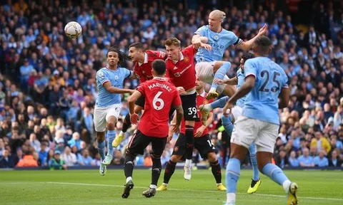 "Dalot, Varane, Martinez và Malacia đều có vấn đề"