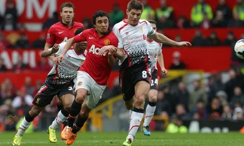 Steven Gerrard ghét cay cặp sinh đôi của M.U