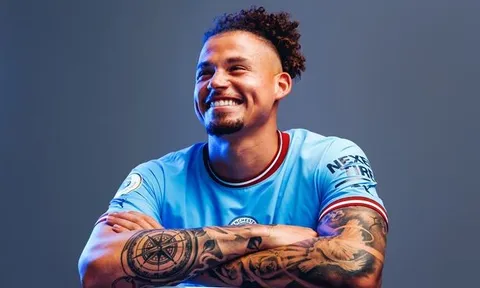 Vì sao Liverpool nhanh chóng từ chối bom tấn của Man City?