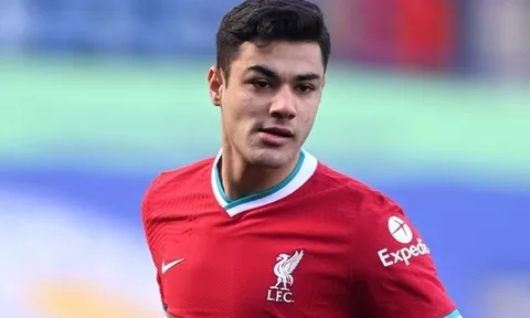 5 trung vệ trong danh sách rút gọn của Liverpool gồm những ai?