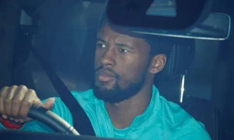 Cả đội Liverpool "mất ăn mất ngủ" vì Virgil van Dijk