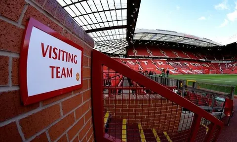 Ten Hag thay đổi phong thủy của sân Old Trafford