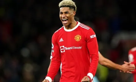Tái hiện Fergie-time, sao Man Utd lấy lại niềm tin từ NHM