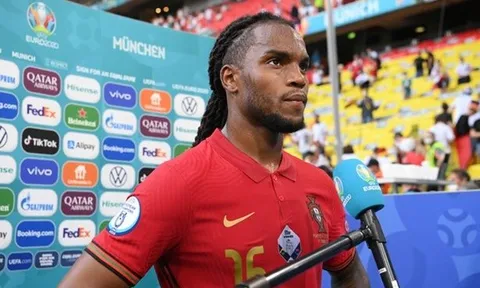 Theo đuổi Sanches, Barca thất thế trước Liverpool