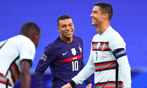 Mbappe gọi Ronaldo là "idol" sau trận Pháp - Bồ Đào Nha