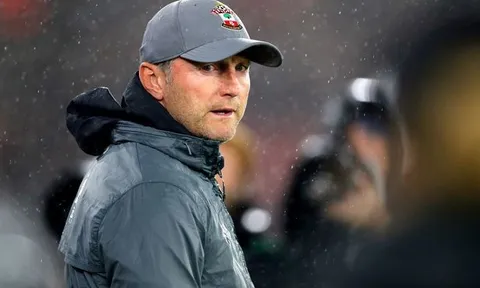 Thua Leicester 9-0, HLV Southampton nói thẳng cái tên phải chịu 100% trách nhiệm