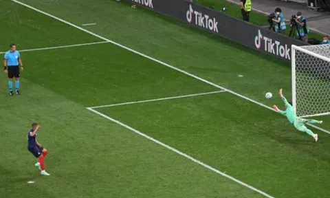 Vào vai tội đồ, Mbappe lập tức phá vỡ im lặng