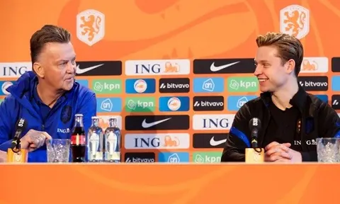Van Gaal hết lời khen ngợi: "Chưa từng thấy trong 35 năm tôi làm HLV"