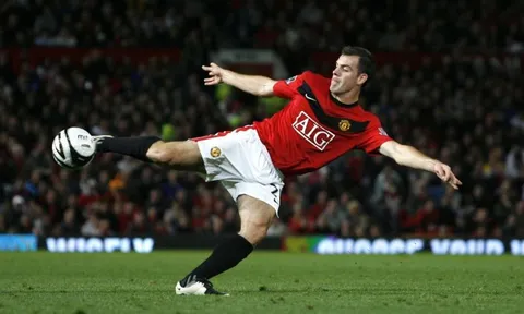 TOP 5 lạ lùng trong lịch sử Premier League: "Thánh sút xa" của Man Utd