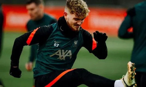 Fabrizio Romano: "Cậu ấy muốn gia nhập Man Utd ngay lập tức"