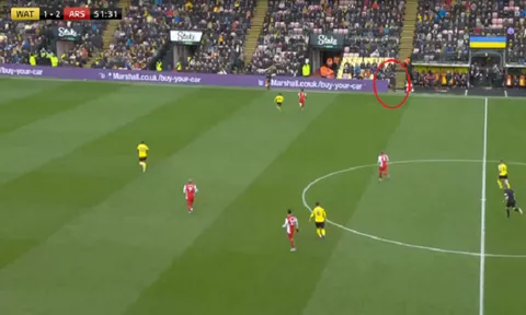 Toàn cảnh pha tạo "key-pass" của Mikel Arteta trước Watford