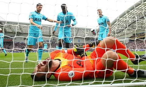 Chelsea đối mặt 'cú sốc kép' trên TTCN