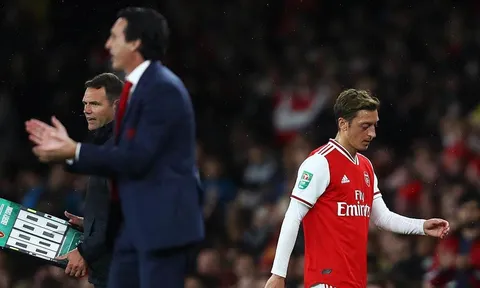Chuyện quái quỷ gì đang xảy ra với một Ozil thứ 2 ở Chelsea?