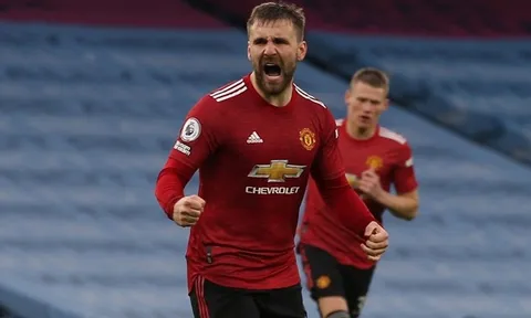 Khích lệ Luke Shaw, Man Utd chơi cực sộp