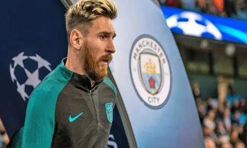 Solskjaer lại mỉm cười khi Messi đến với Man City