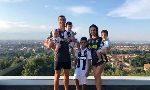 Hàng xóm ở Turin nhận xét như thế nào về Cristiano Ronaldo?