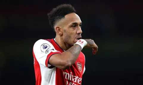 Sau Aubameyang, Arsenal sẽ loại bỏ người từng được Mourinho khao khát?