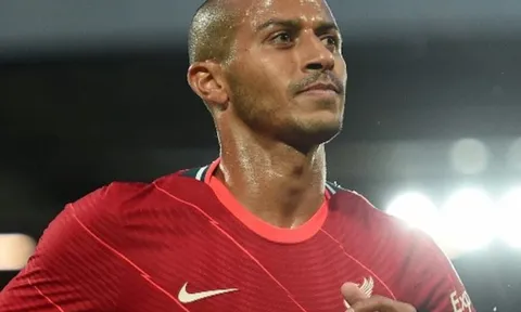 1 năm trôi qua, Thiago thấm thía 2 điều ở Premier League