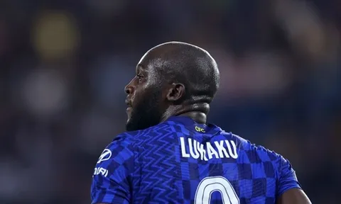1 tháng trôi qua, Jorginho nhận xét Lukaku