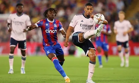 William Saliba có thể mang số áo mới