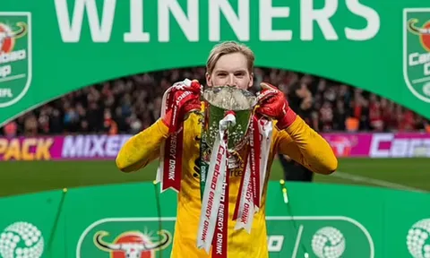Klopp xác định tương lai người hùng Liverpool sau trận Chung kết Carabao Cup