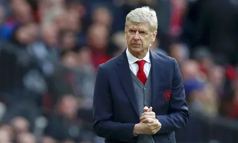 Wenger nói một lời, Man Utd vỡ mộng chiêu mộ Giáo sư